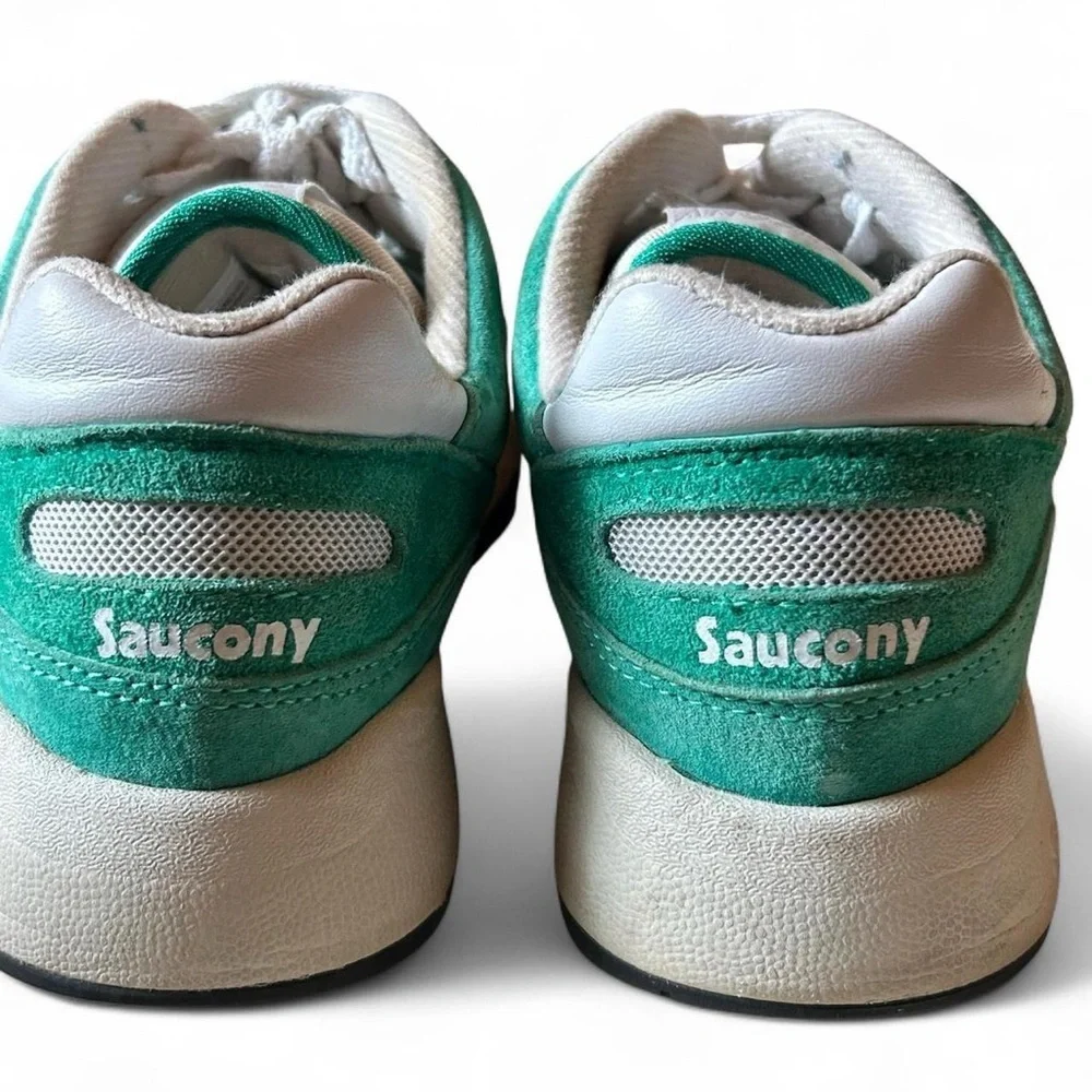 Saucony Shadow 6000 Vibrant Green Suede — Men’s US 7 / Women’s 8.5